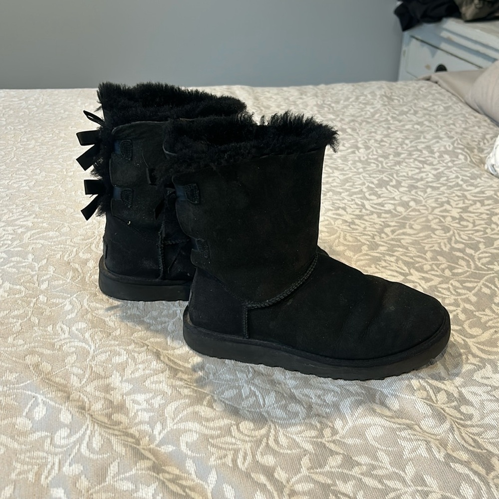 UGG Bailey Bow 2 women’s boots